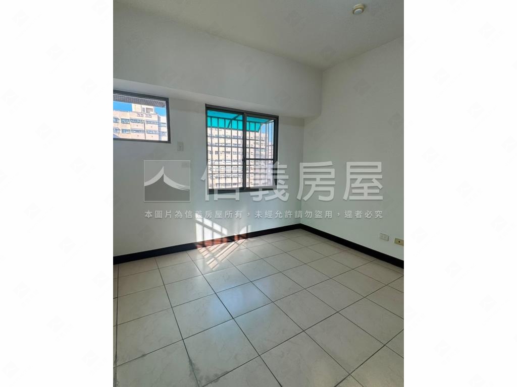 大道新城三房平車房屋室內格局與周邊環境