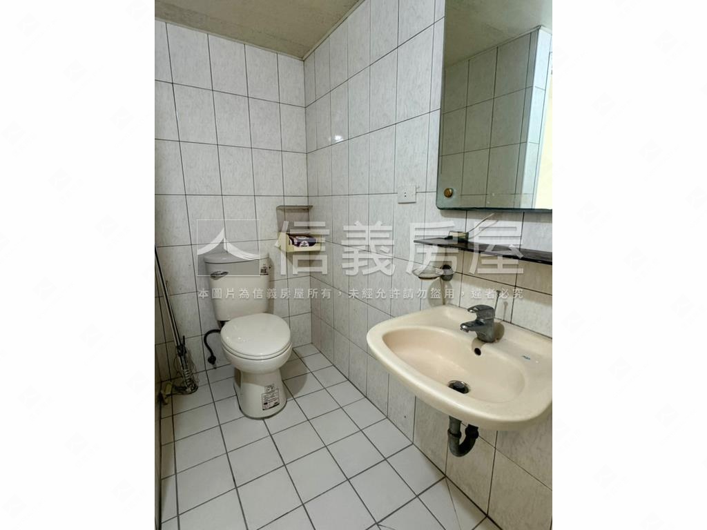 大道新城三房平車房屋室內格局與周邊環境