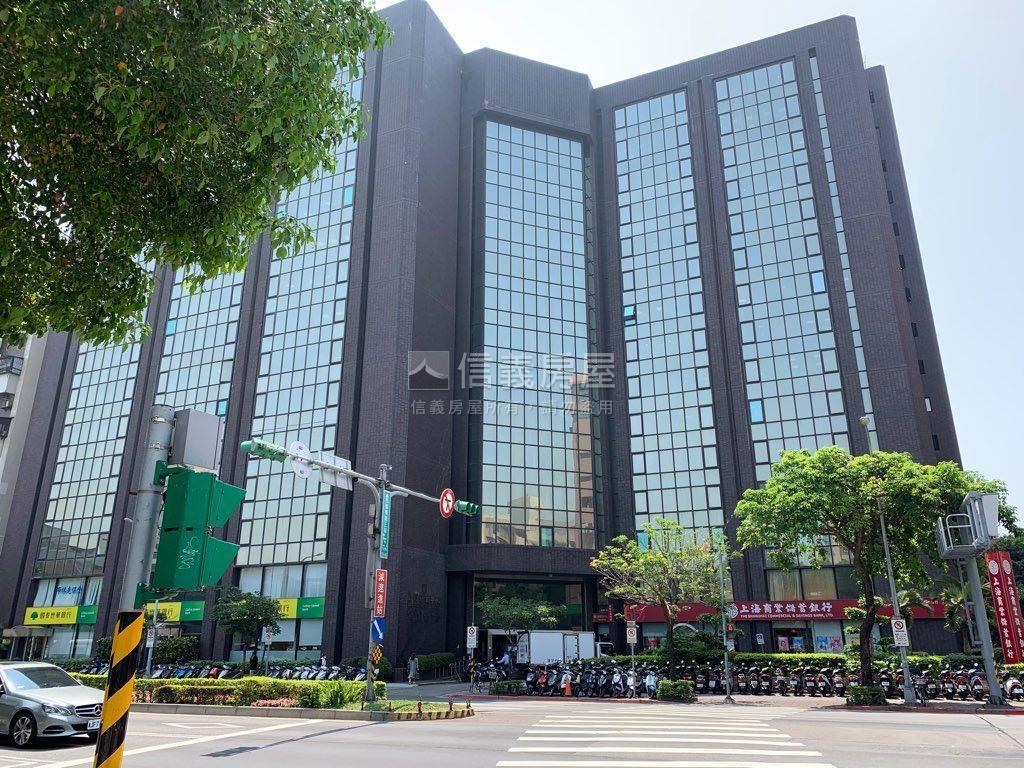 亞洲企業氣派辦公房屋室內格局與周邊環境
