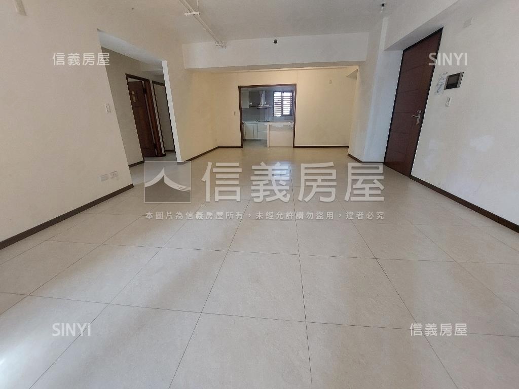 夢想Ａ４三房。車位可另購房屋室內格局與周邊環境