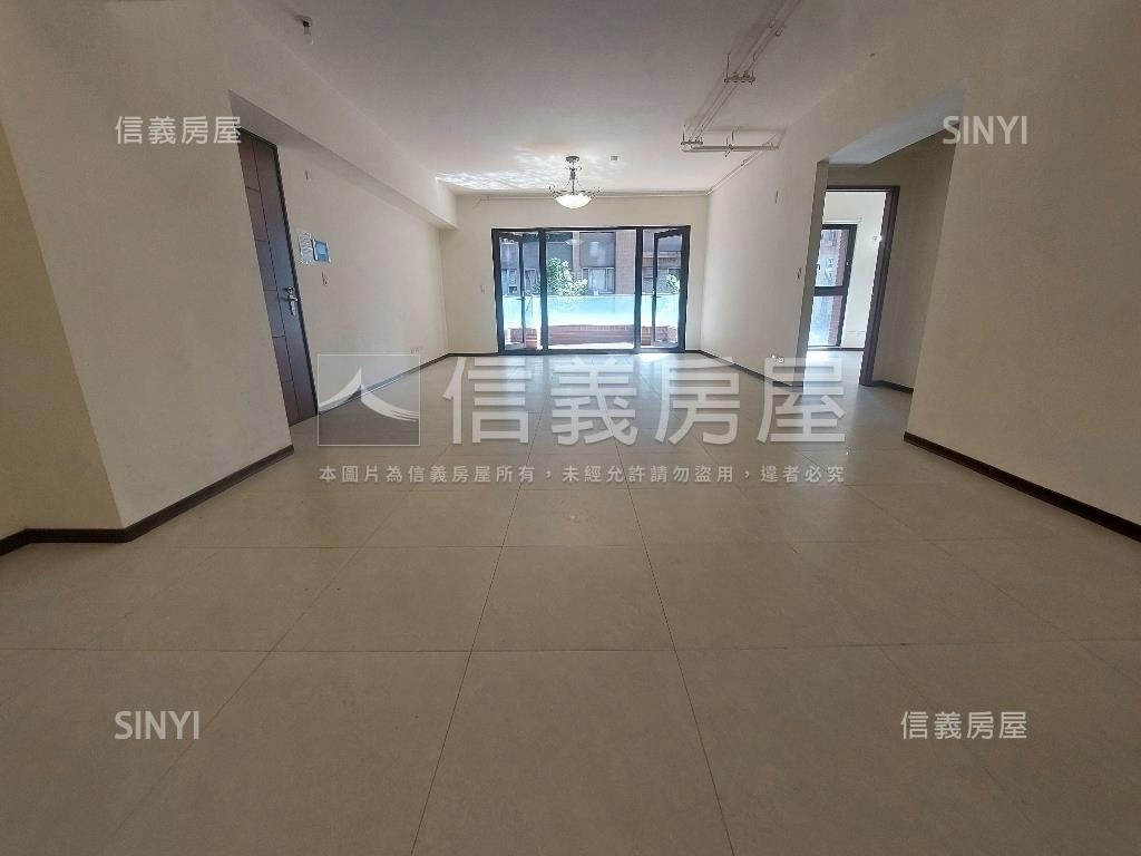 夢想Ａ４三房。車位可另購房屋室內格局與周邊環境
