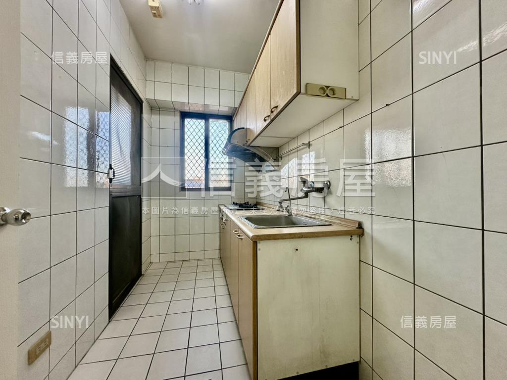 太平屋況佳低總價三房房屋室內格局與周邊環境