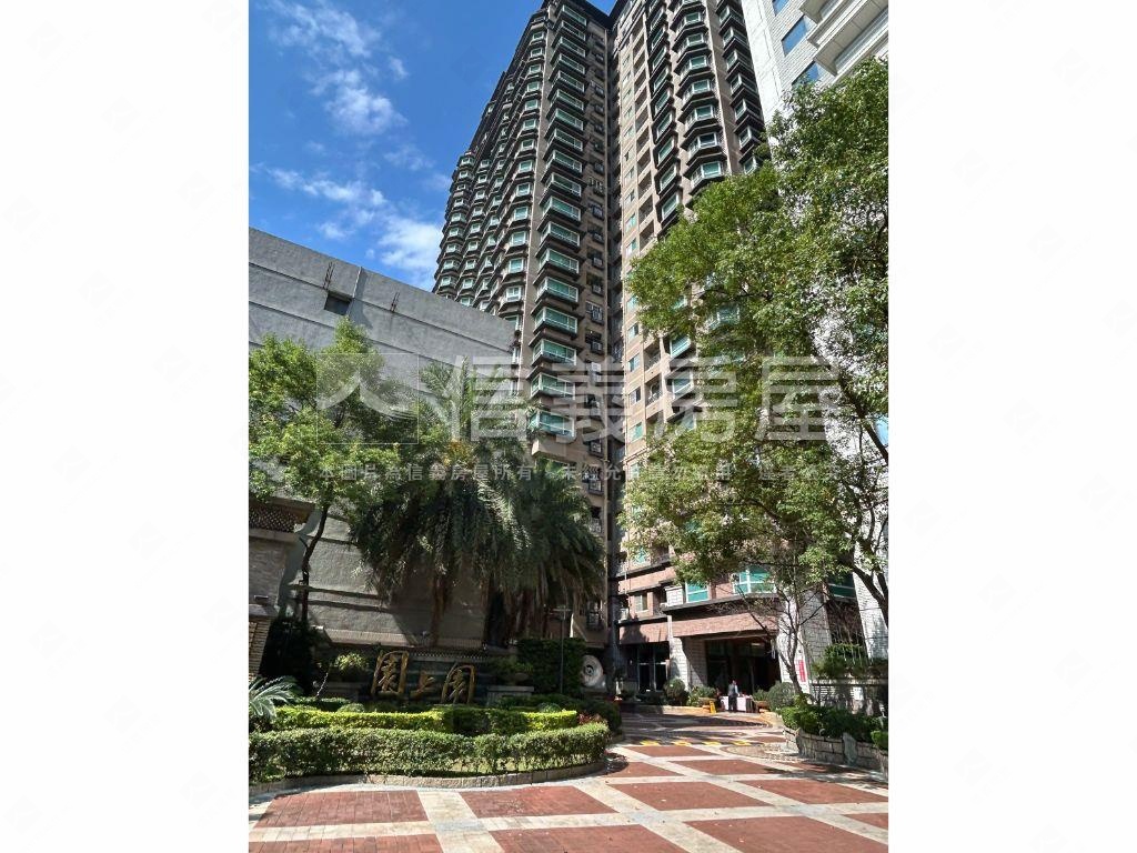 七張商圈高樓鋼骨２房房屋室內格局與周邊環境