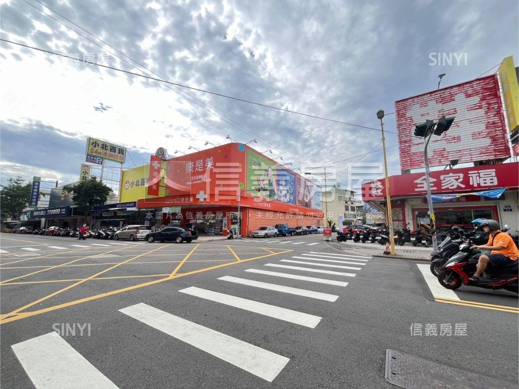 東榮路，臨路透天房屋室內格局與周邊環境