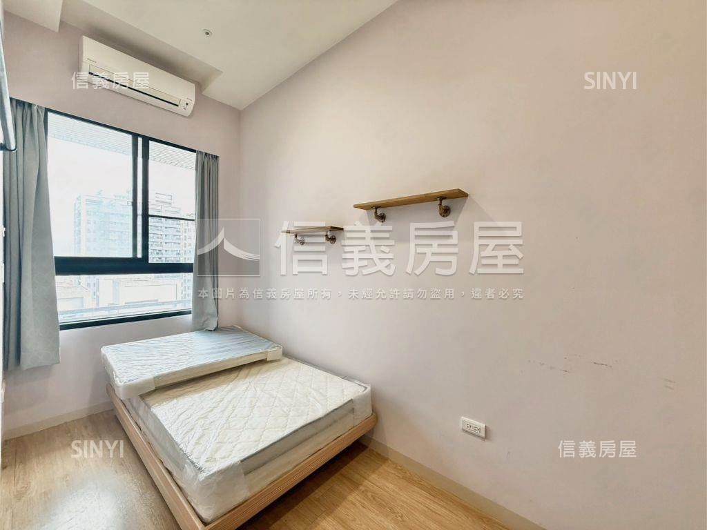 鑫高鐵｜首選｜兩房附車位房屋室內格局與周邊環境