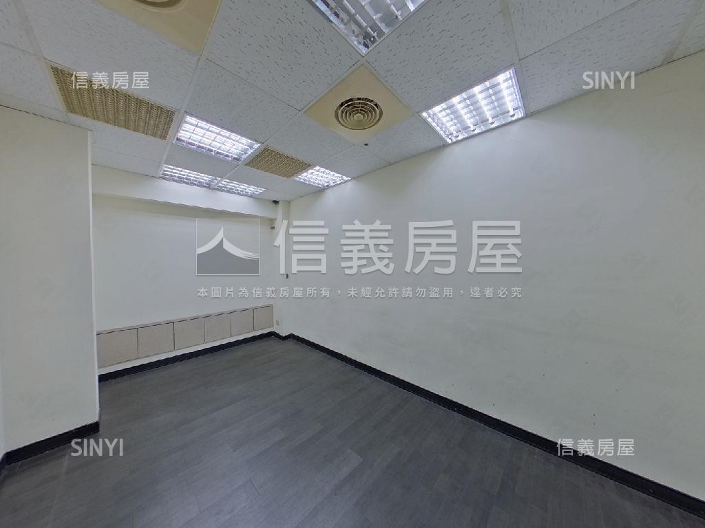 麗山街靜巷大面寬邊間一樓房屋室內格局與周邊環境
