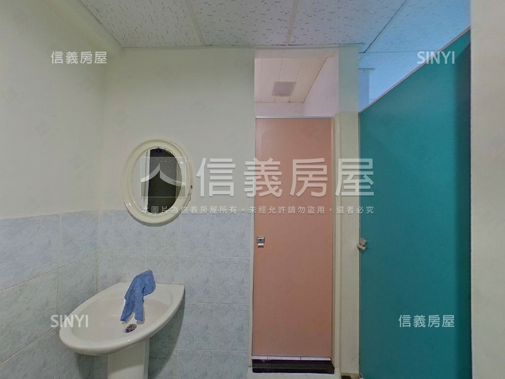 麗山街靜巷大面寬邊間一樓房屋室內格局與周邊環境