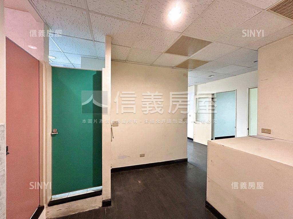 麗山街靜巷大面寬邊間一樓房屋室內格局與周邊環境