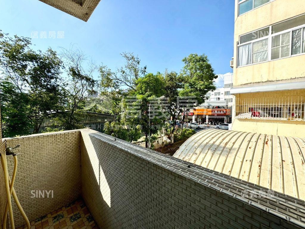 面崇學國小面寬透天房屋室內格局與周邊環境