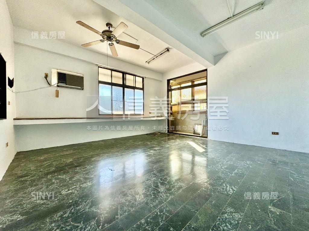面崇學國小面寬透天房屋室內格局與周邊環境