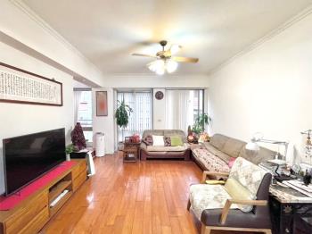 中央新村電梯三房平面車位