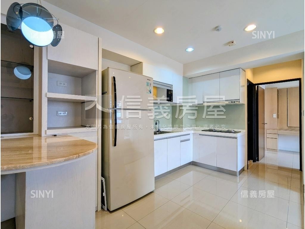 中高樓海景明亮車位美宅房屋室內格局與周邊環境