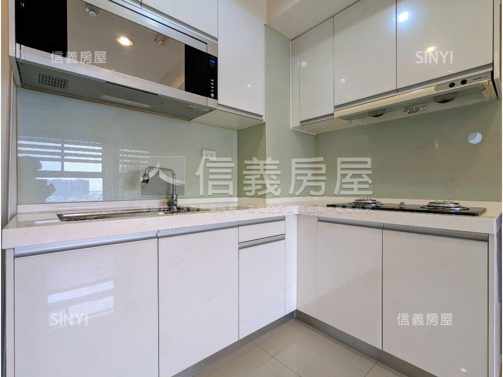 中高樓海景明亮車位美宅房屋室內格局與周邊環境