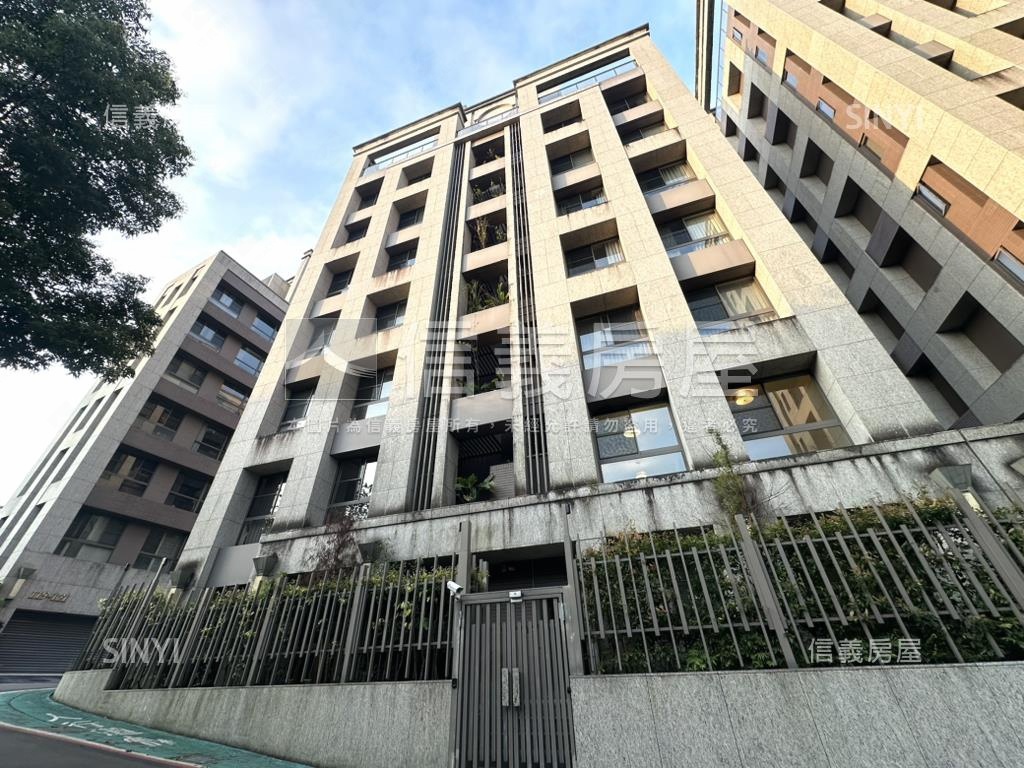 太平洋盛宴綠景兩房車位房屋室內格局與周邊環境