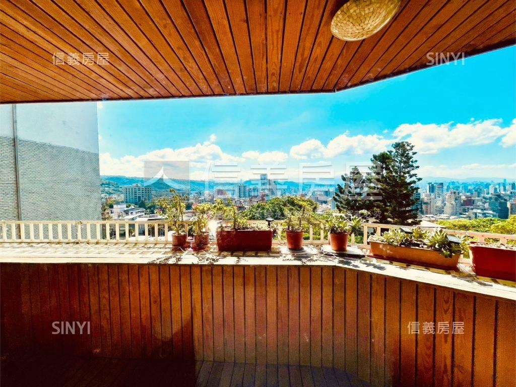 櫻花崗極景大戶房屋室內格局與周邊環境