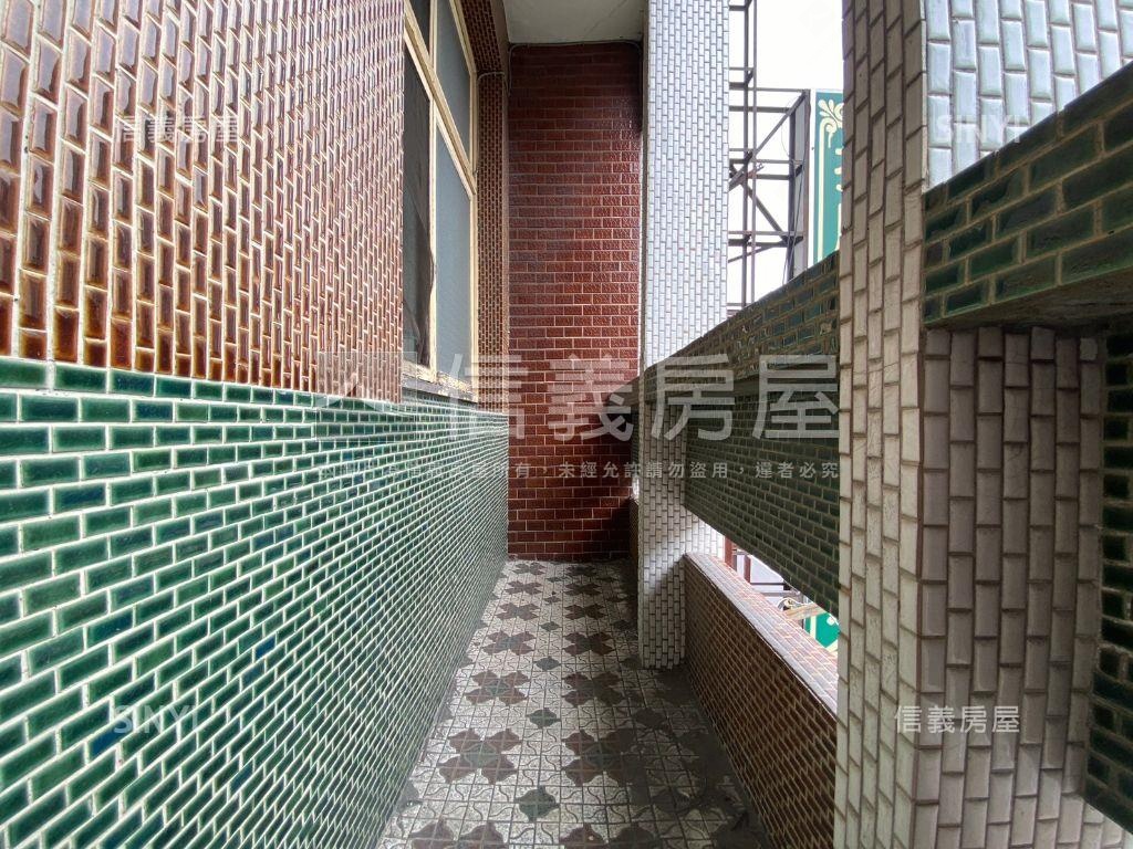 面寬約７米｜文賢路店面房屋室內格局與周邊環境