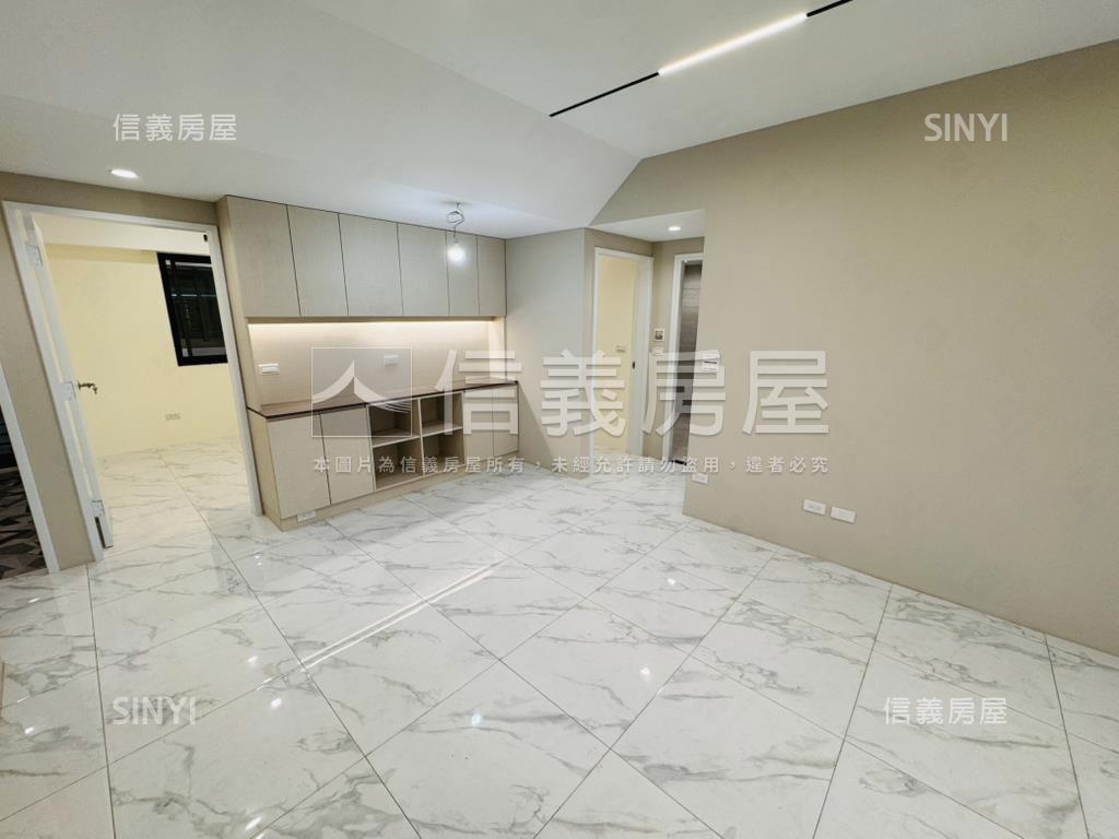 近板南線海山站電梯三房房屋室內格局與周邊環境