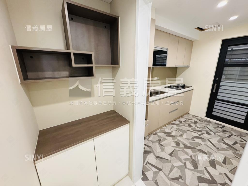 近板南線海山站電梯三房房屋室內格局與周邊環境