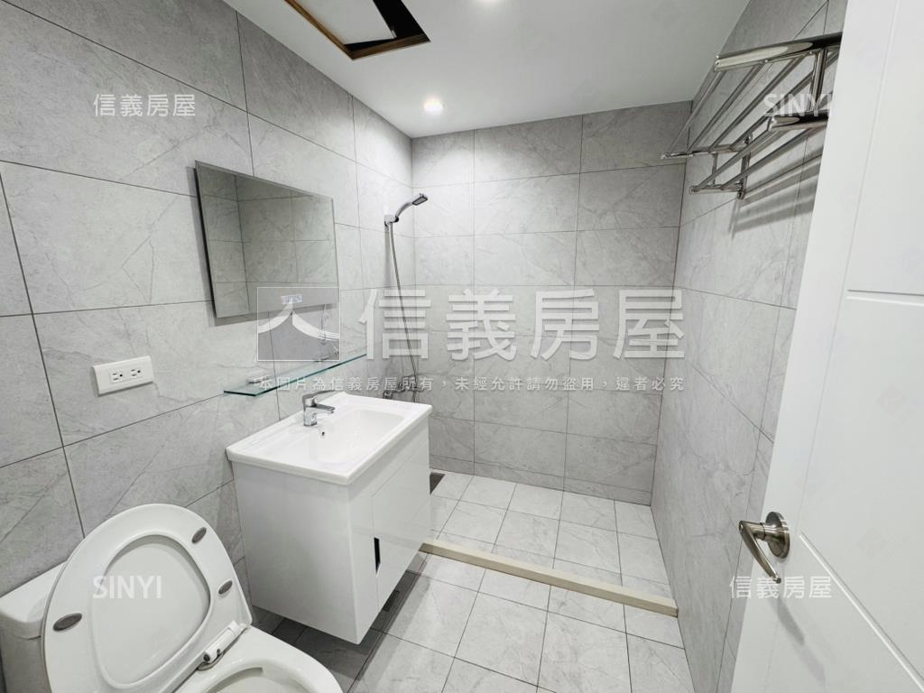 近板南線海山站電梯三房房屋室內格局與周邊環境