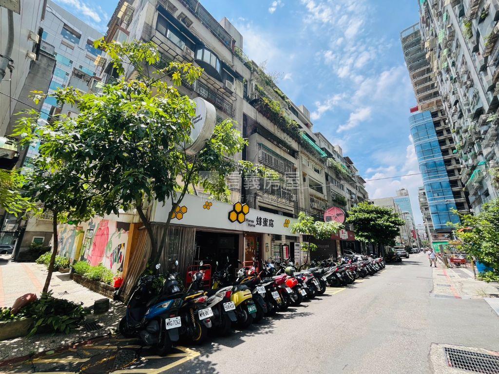 南京三民大面寬金店房屋室內格局與周邊環境