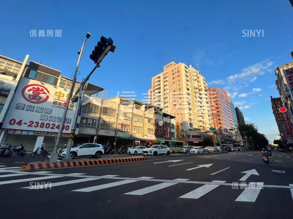 五權西路角間金店面房屋室內格局與周邊環境