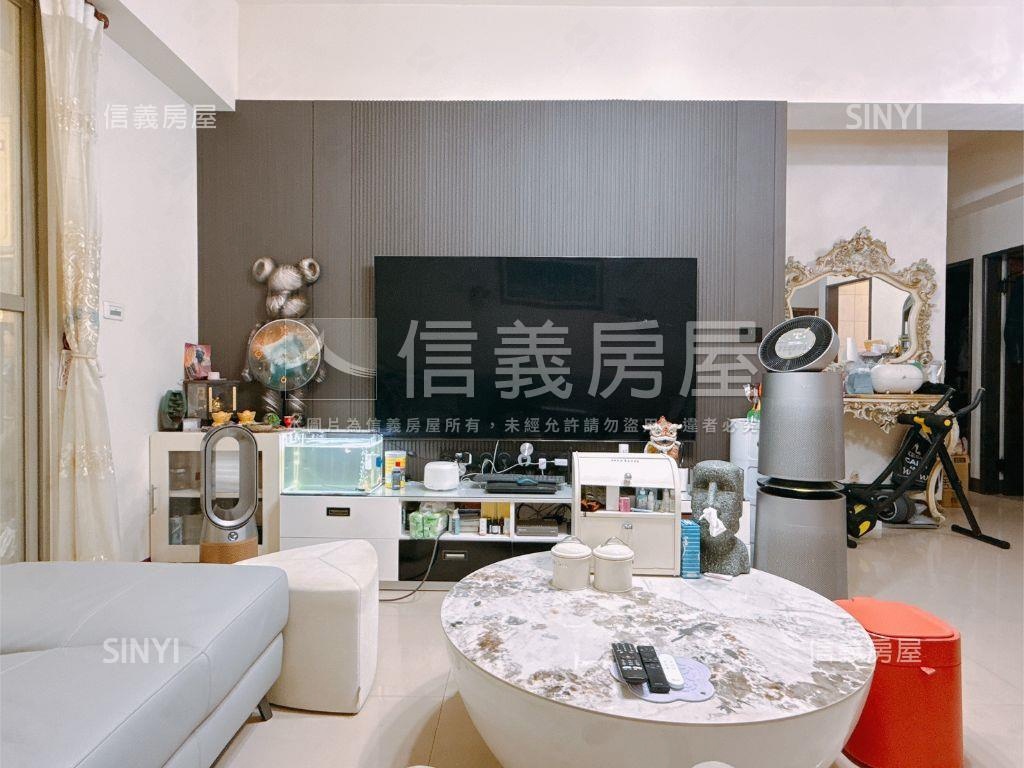 亞歷山大️亮三房車位房屋室內格局與周邊環境