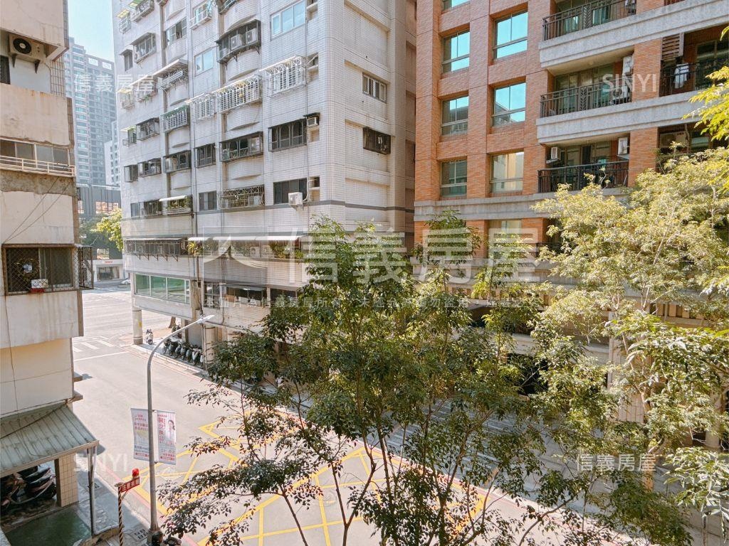 亞歷山大️亮三房車位房屋室內格局與周邊環境