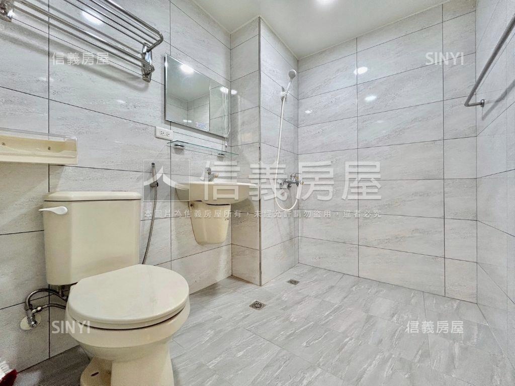高鐵三房新裝潢即刻賞屋房屋室內格局與周邊環境