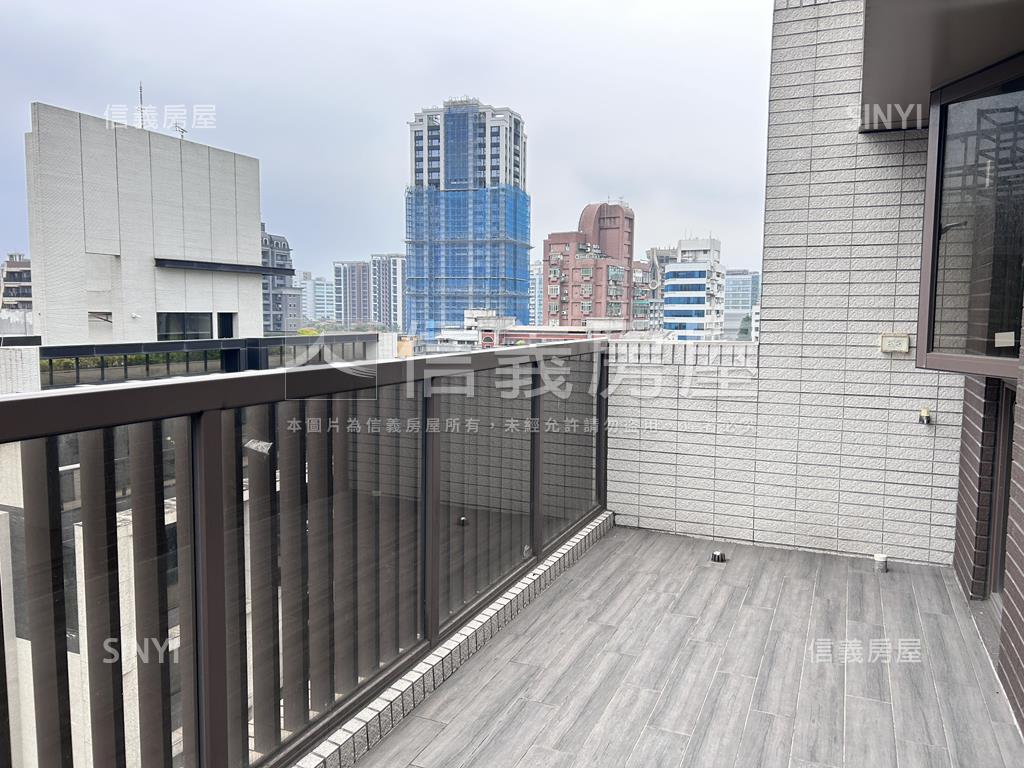 捷運雙連次高臻品１０樓房屋室內格局與周邊環境