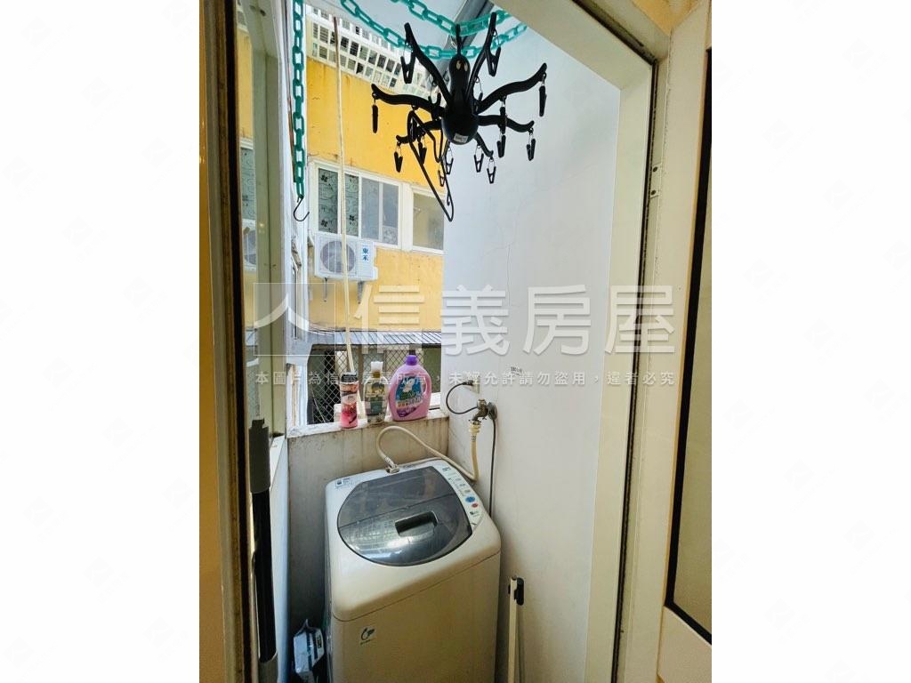 西屯路旁收租公寓投報佳房屋室內格局與周邊環境