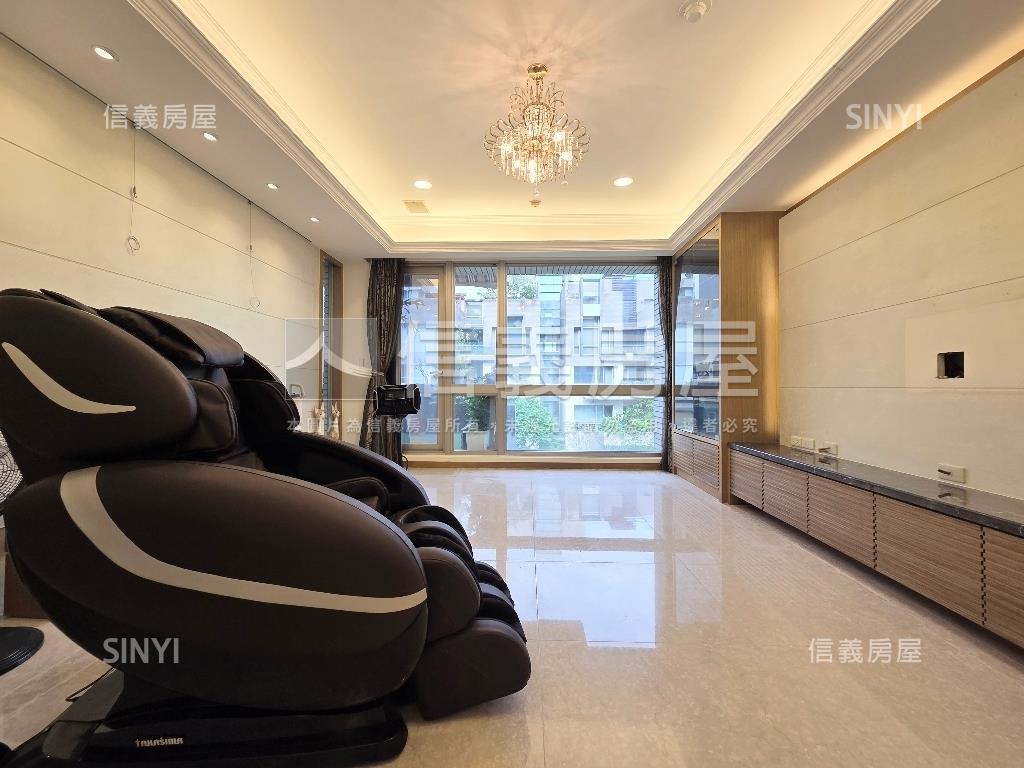 蔚藍香草３房。休息一下吧房屋室內格局與周邊環境