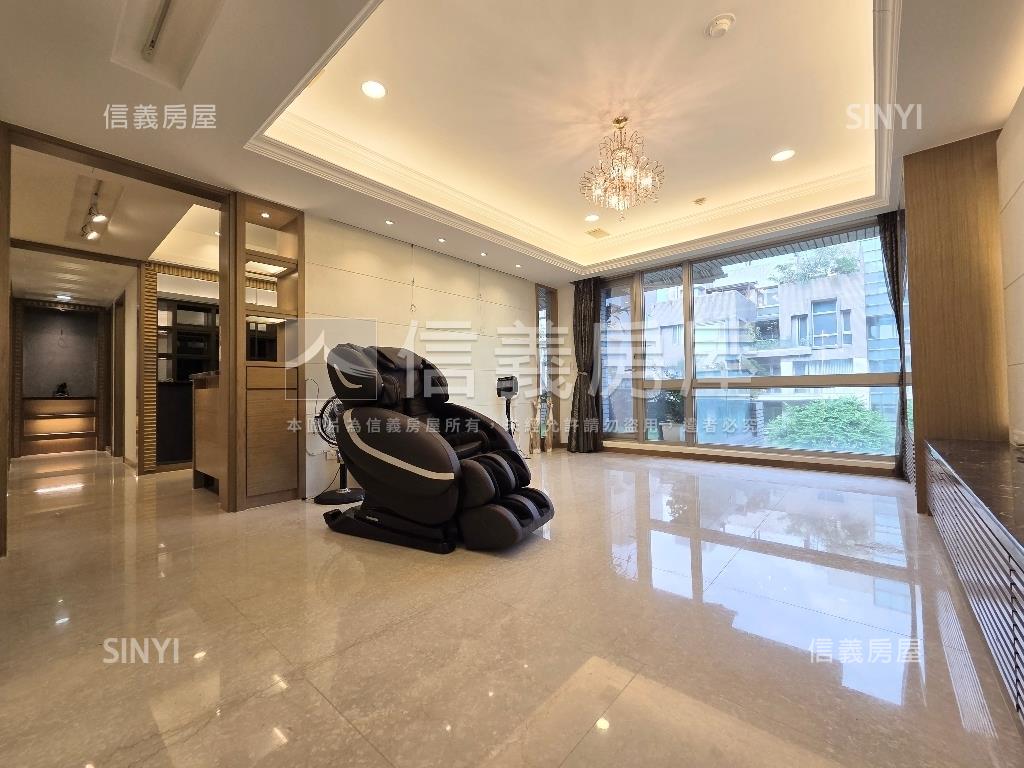 蔚藍香草３房。休息一下吧房屋室內格局與周邊環境