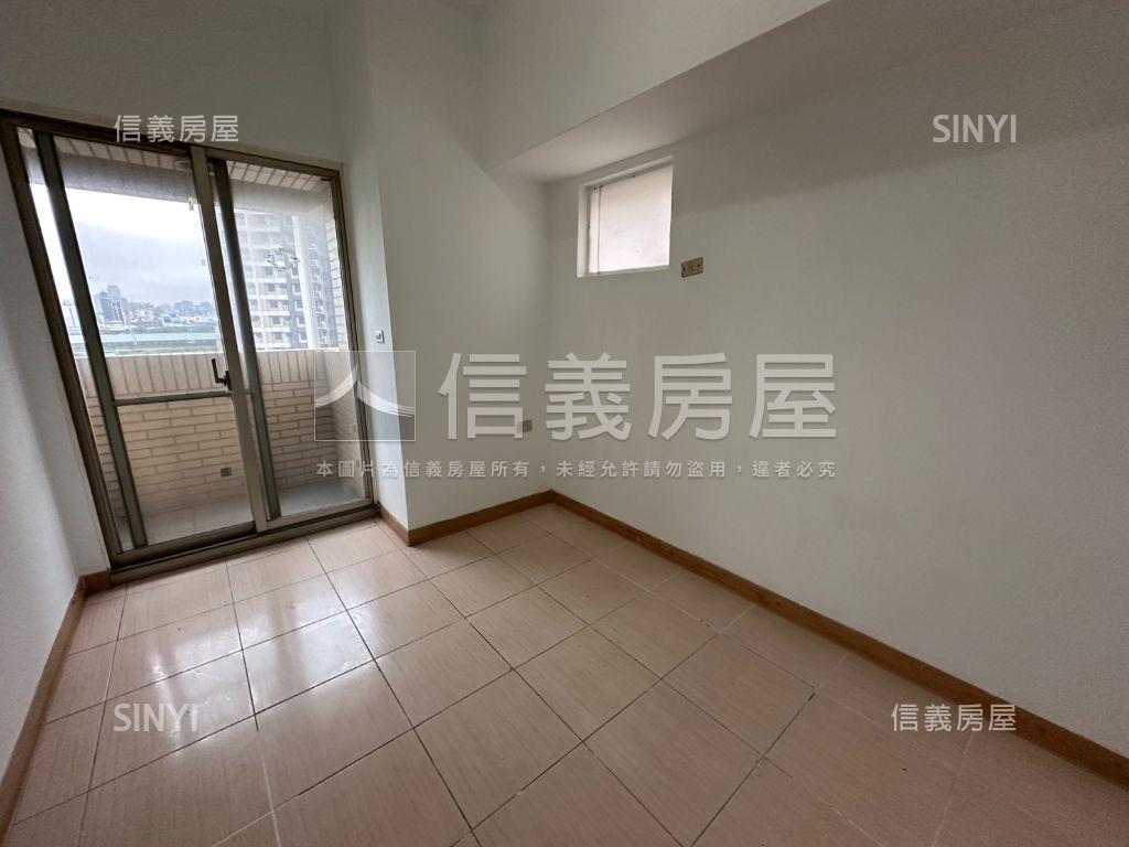 金世紀錄邊間大戶美宅房屋室內格局與周邊環境