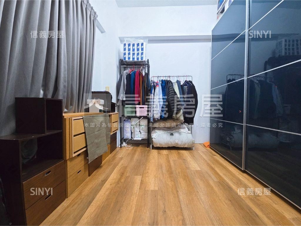 大城建設精美裝潢戶房屋室內格局與周邊環境