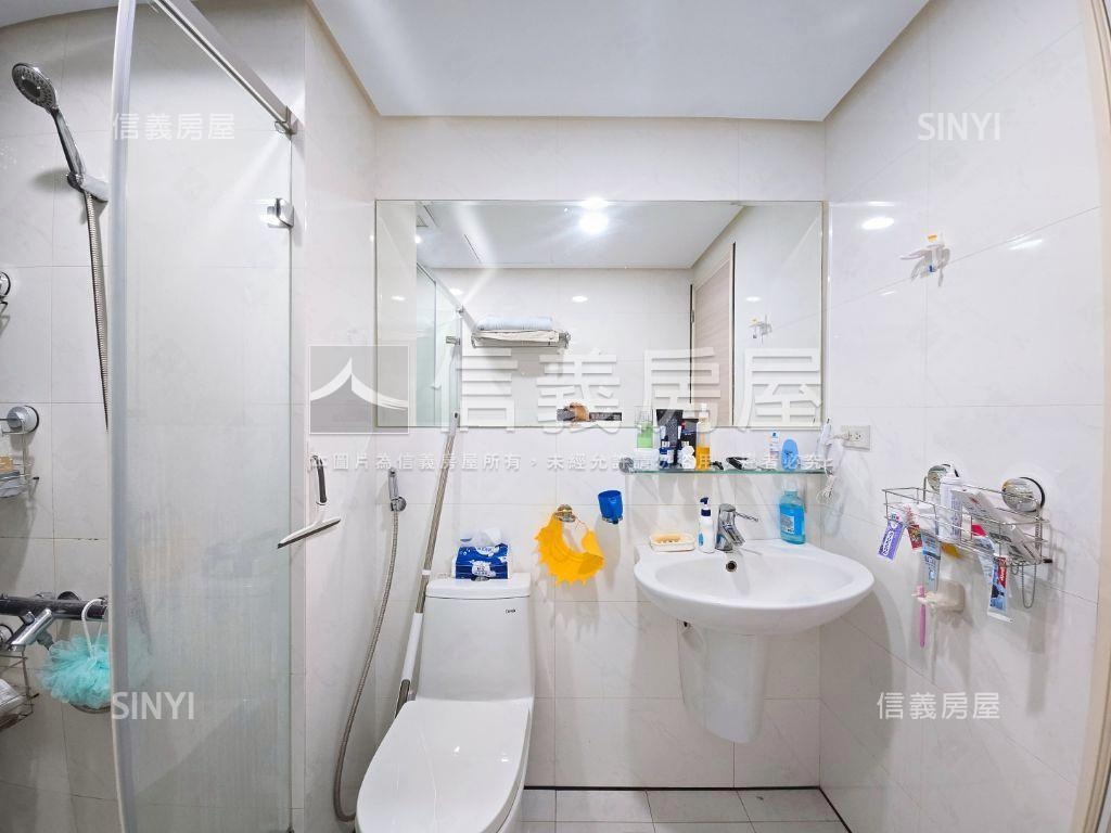 大城建設精美裝潢戶房屋室內格局與周邊環境