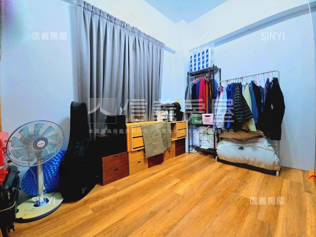 大城建設精美裝潢戶房屋室內格局與周邊環境