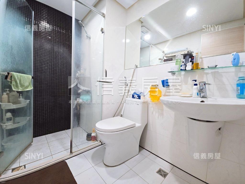 大城建設精美裝潢戶房屋室內格局與周邊環境