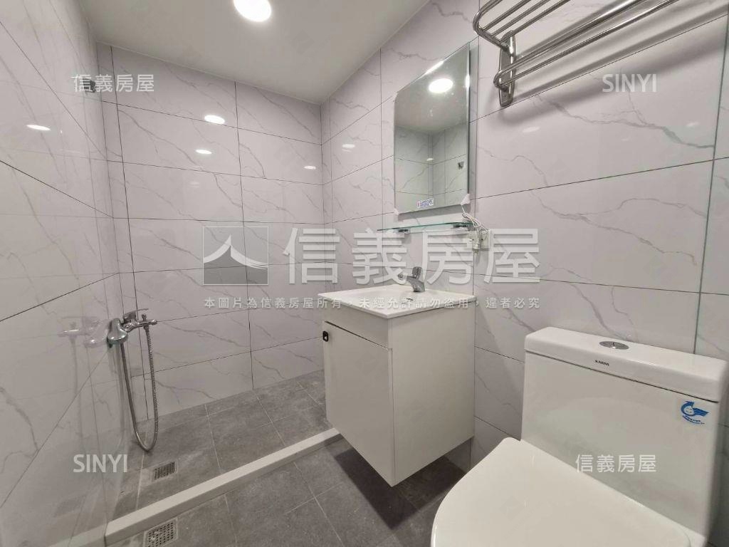 柳川水岸電梯雙衛浴美兩房房屋室內格局與周邊環境