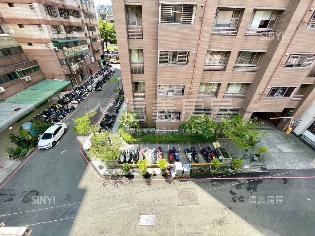 至善路彩虹屋多間套房滿租房屋室內格局與周邊環境