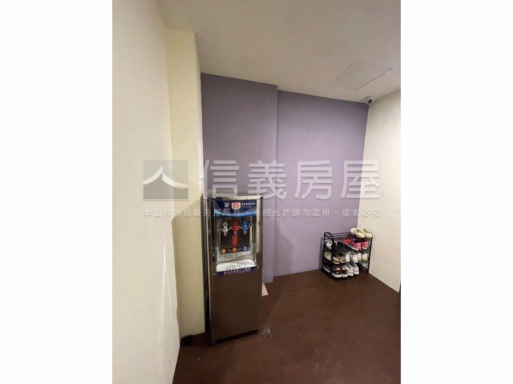 至善路彩虹屋多間套房滿租房屋室內格局與周邊環境