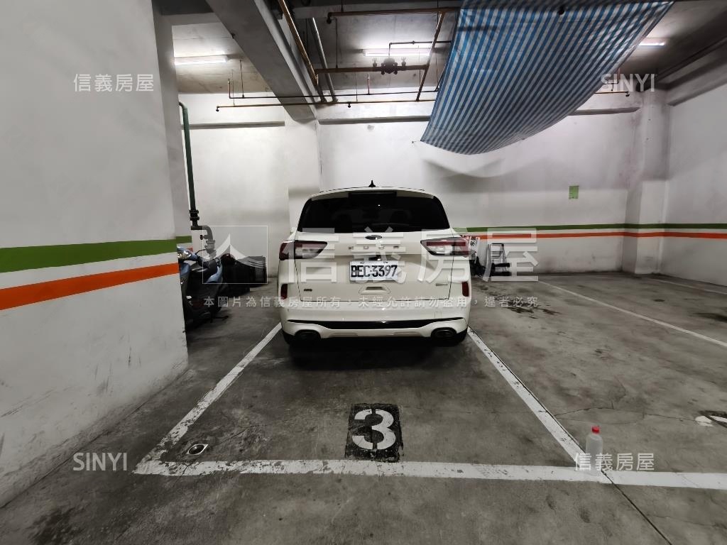 建工商圈四房平車房屋室內格局與周邊環境