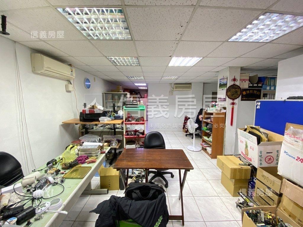 近捷運麟光大面寬一樓美屋房屋室內格局與周邊環境