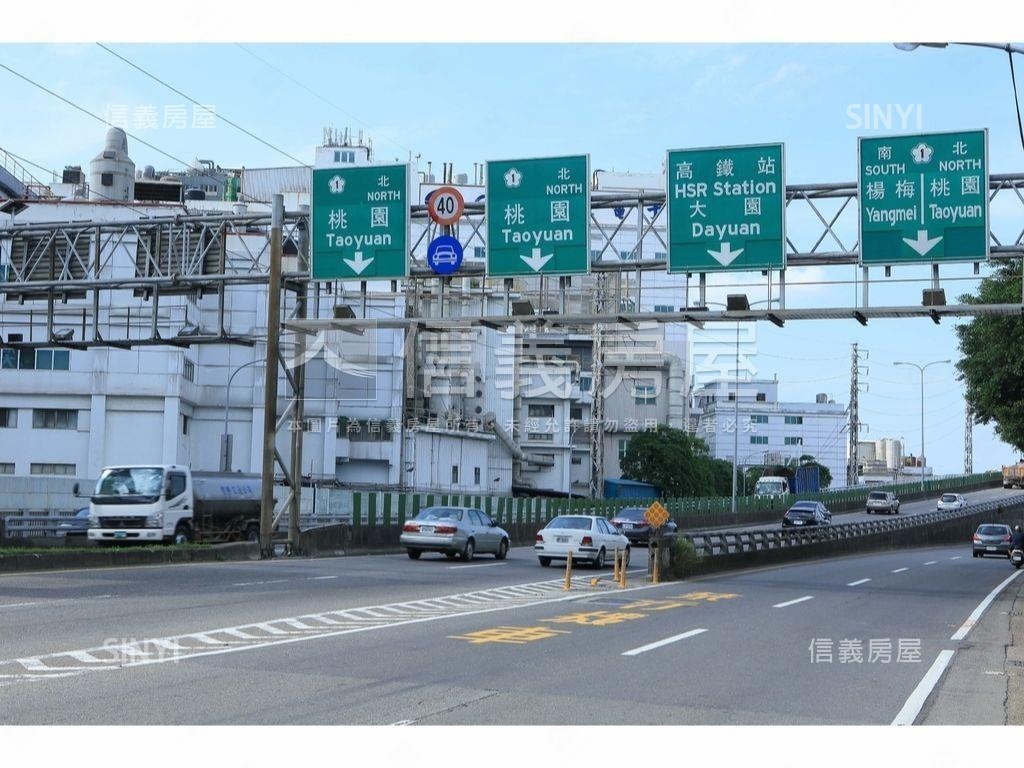 興聚沐川兩房車位房屋室內格局與周邊環境