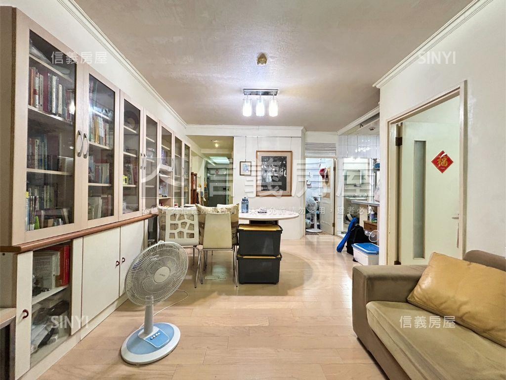 可預約看屋－電梯管理２房房屋室內格局與周邊環境