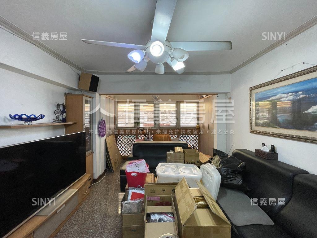 中崙二標稀有美四房房屋室內格局與周邊環境