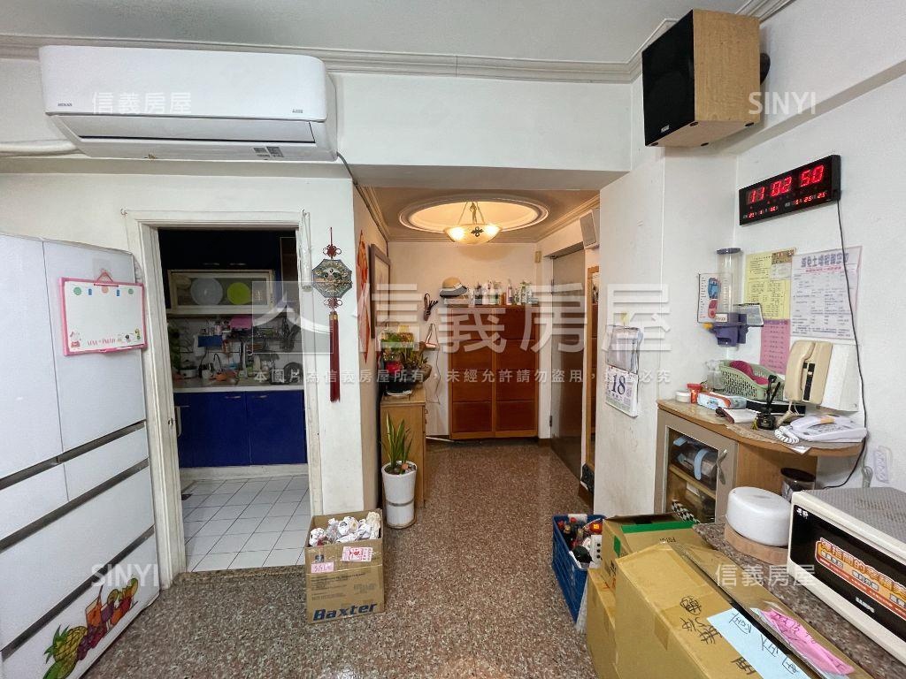 中崙二標稀有美四房房屋室內格局與周邊環境