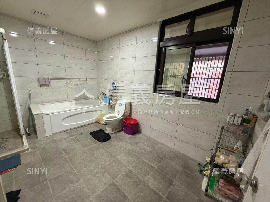 近未來體育園區賺錢透店房屋室內格局與周邊環境