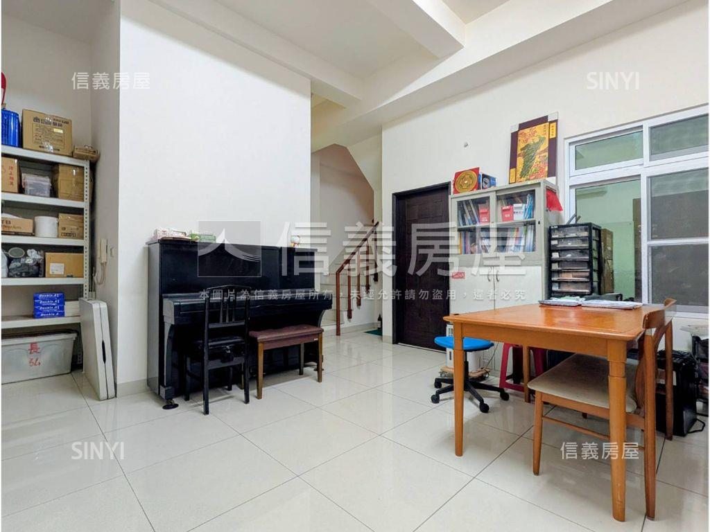 鄉村風情邊間大地坪透天房屋室內格局與周邊環境