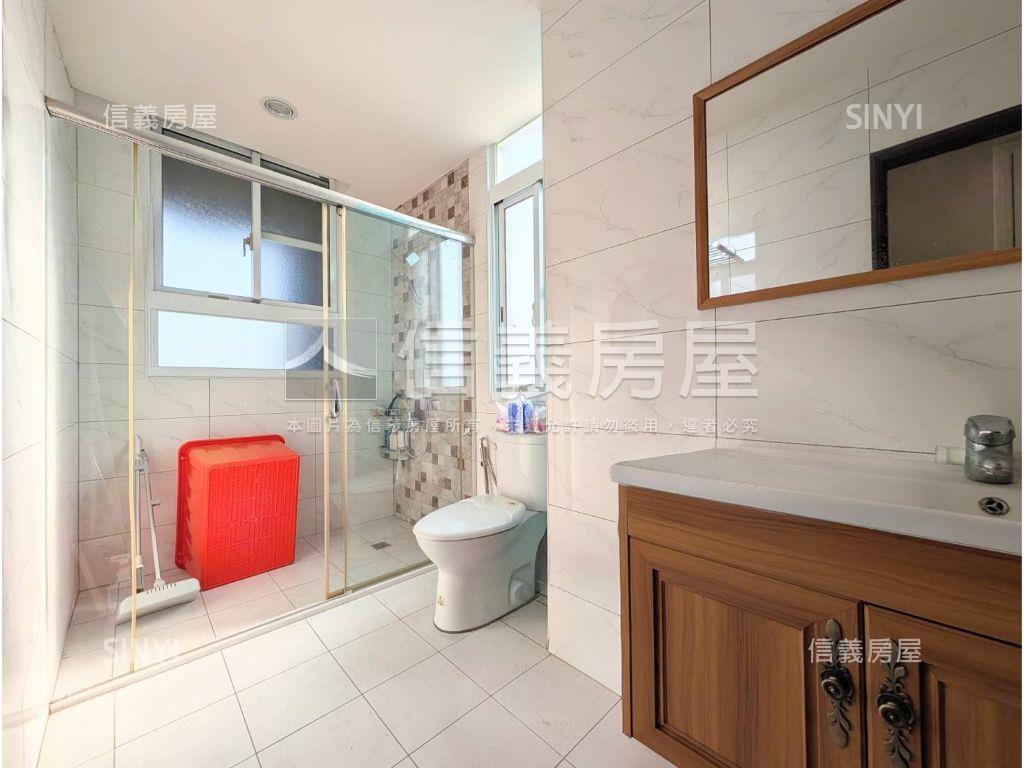 鄉村風情邊間大地坪透天房屋室內格局與周邊環境