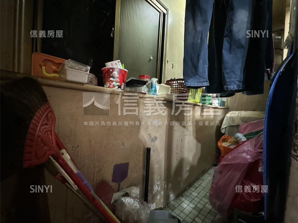 成泰路三段稀有二樓房屋室內格局與周邊環境